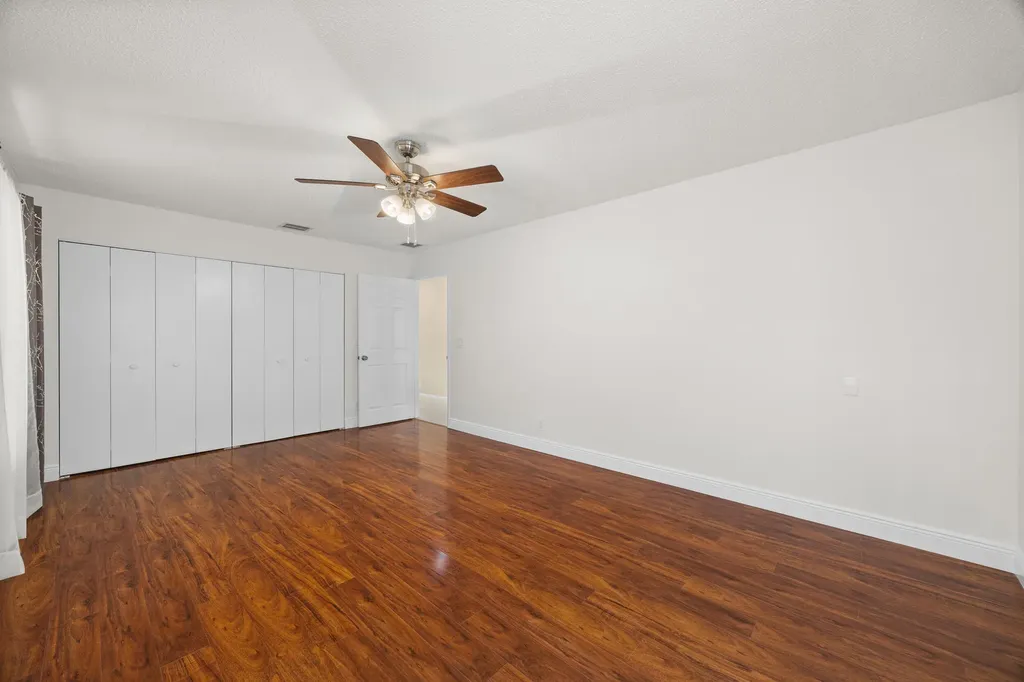 4720 NW 7th Street Deerfield Beach FL 33442
