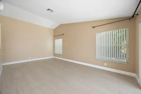 4720 NW 7th Street Deerfield Beach FL 33442