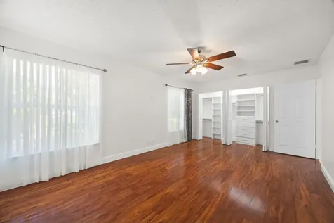 4720 NW 7th Street Deerfield Beach FL 33442