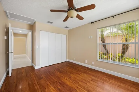 4720 NW 7th Street Deerfield Beach FL 33442