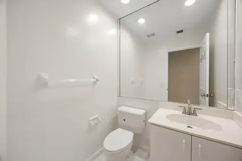 4720 NW 7th Street Deerfield Beach FL 33442