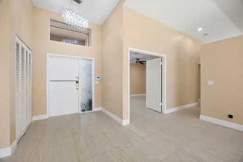 4720 NW 7th Street Deerfield Beach FL 33442
