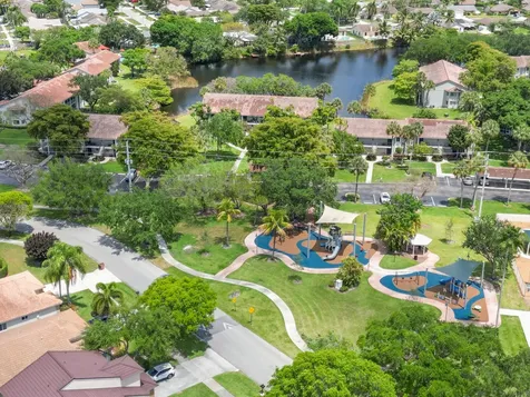 4720 NW 7th Street Deerfield Beach FL 33442