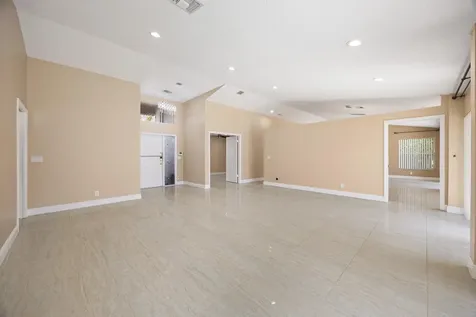 4720 NW 7th Street Deerfield Beach FL 33442