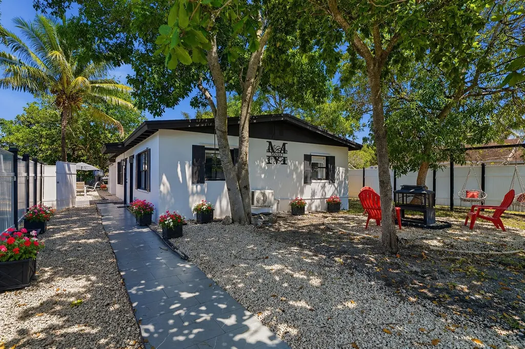 1100 NW 3rd Avenue Fort Lauderdale FL 33311
