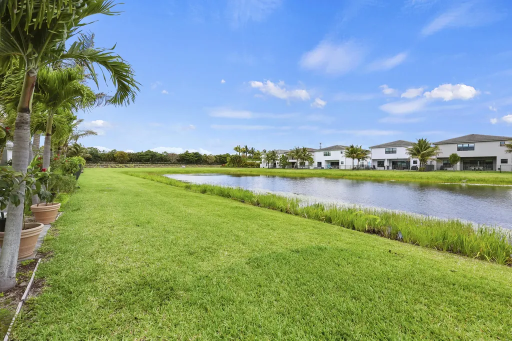 17044 Watersprite Lakes Road Boca Raton FL 33496