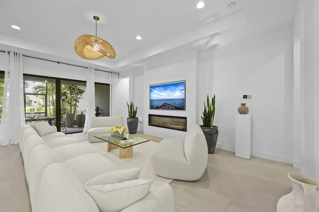 17044 Watersprite Lakes Road Boca Raton FL 33496
