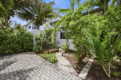 17044 Watersprite Lakes Road Boca Raton FL 33496