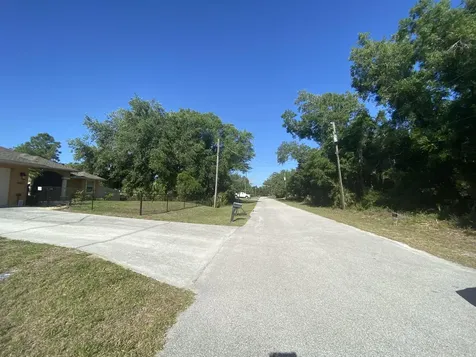 000 April Avenue North Port FL 34288