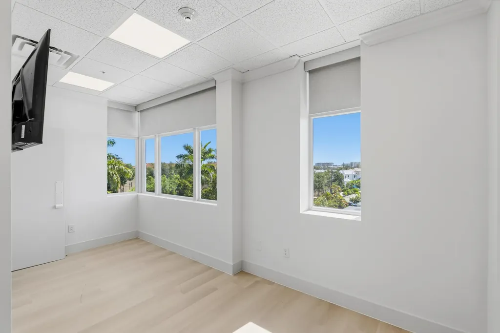 3330 N Federal Highway Boynton Beach FL 33435