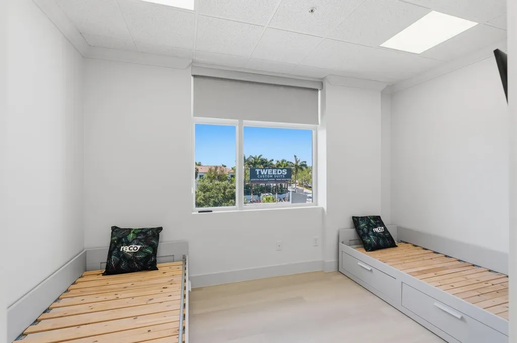 3330 N Federal Highway Boynton Beach FL 33435
