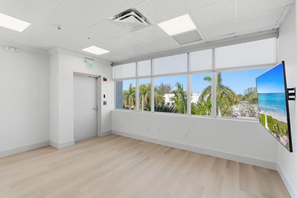 3330 N Federal Highway Boynton Beach FL 33435