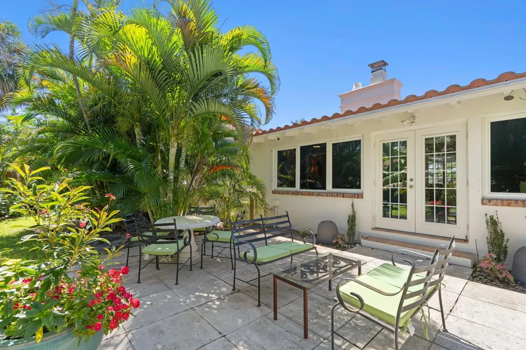 112 Yale Drive Lake Worth Beach FL 33460