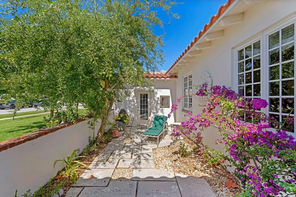 112 Yale Drive Lake Worth Beach FL 33460