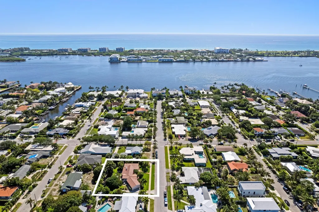 112 Yale Drive Lake Worth Beach FL 33460