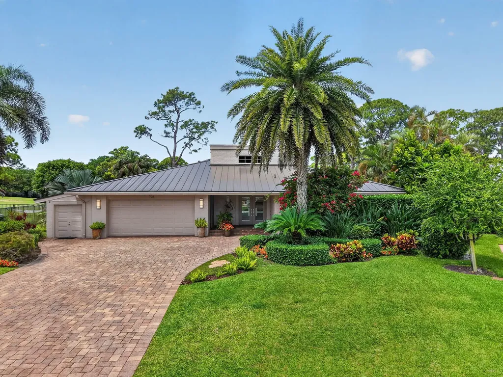 706 Foxpointe Circle Delray Beach FL 33445
