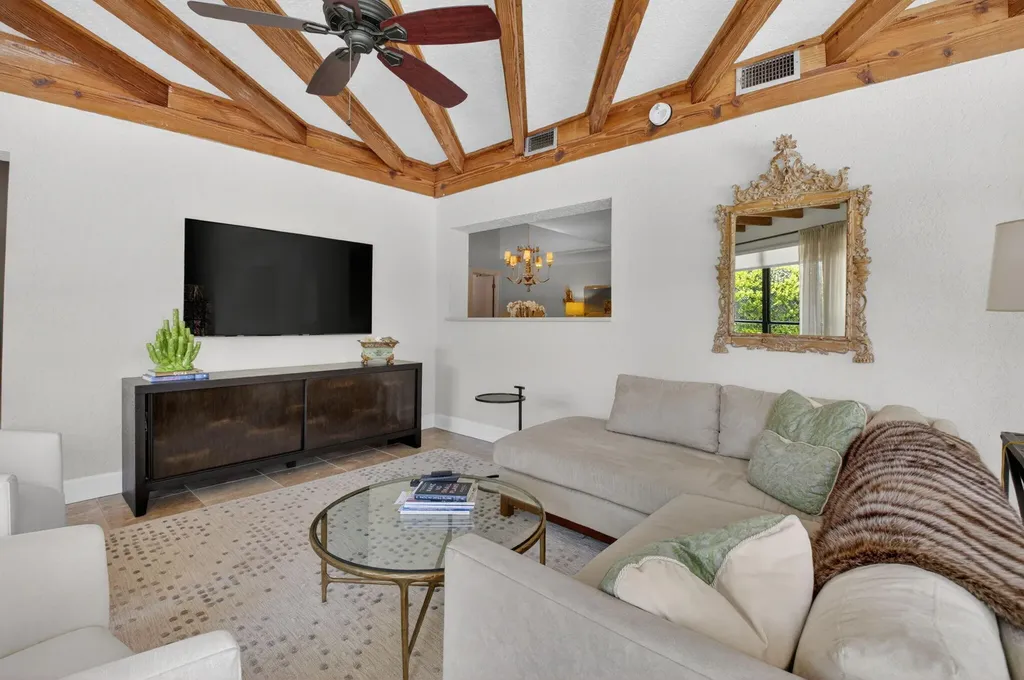706 Foxpointe Circle Delray Beach FL 33445