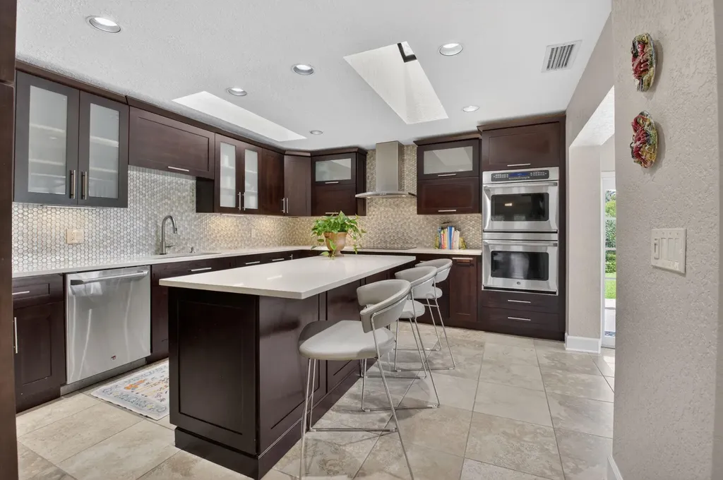 706 Foxpointe Circle Delray Beach FL 33445