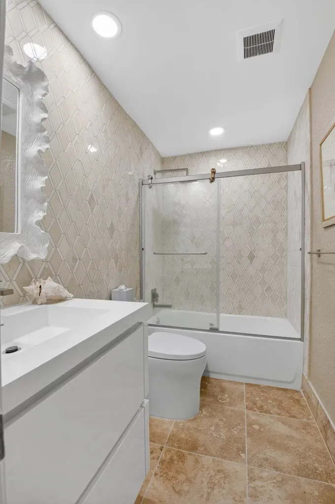 706 Foxpointe Circle Delray Beach FL 33445