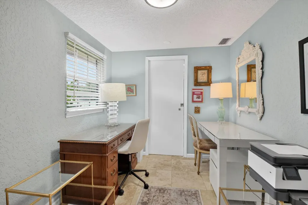 706 Foxpointe Circle Delray Beach FL 33445