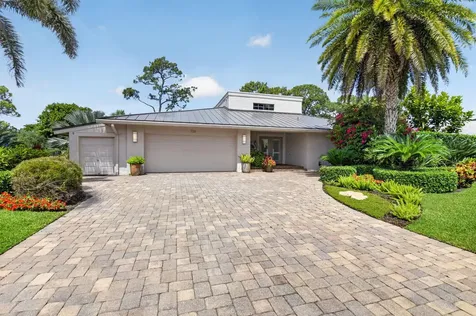 706 Foxpointe Circle Delray Beach FL 33445
