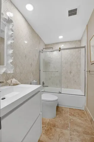 706 Foxpointe Circle Delray Beach FL 33445