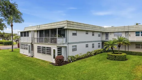 387 Flanders I Delray Beach FL 33484