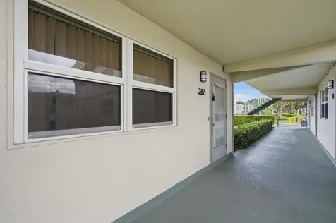 387 Flanders I Delray Beach FL 33484