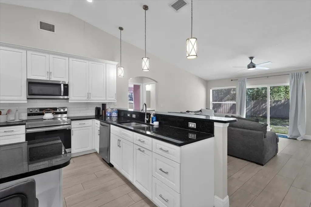 538 SW Comet Terrace Port St Lucie FL 34953