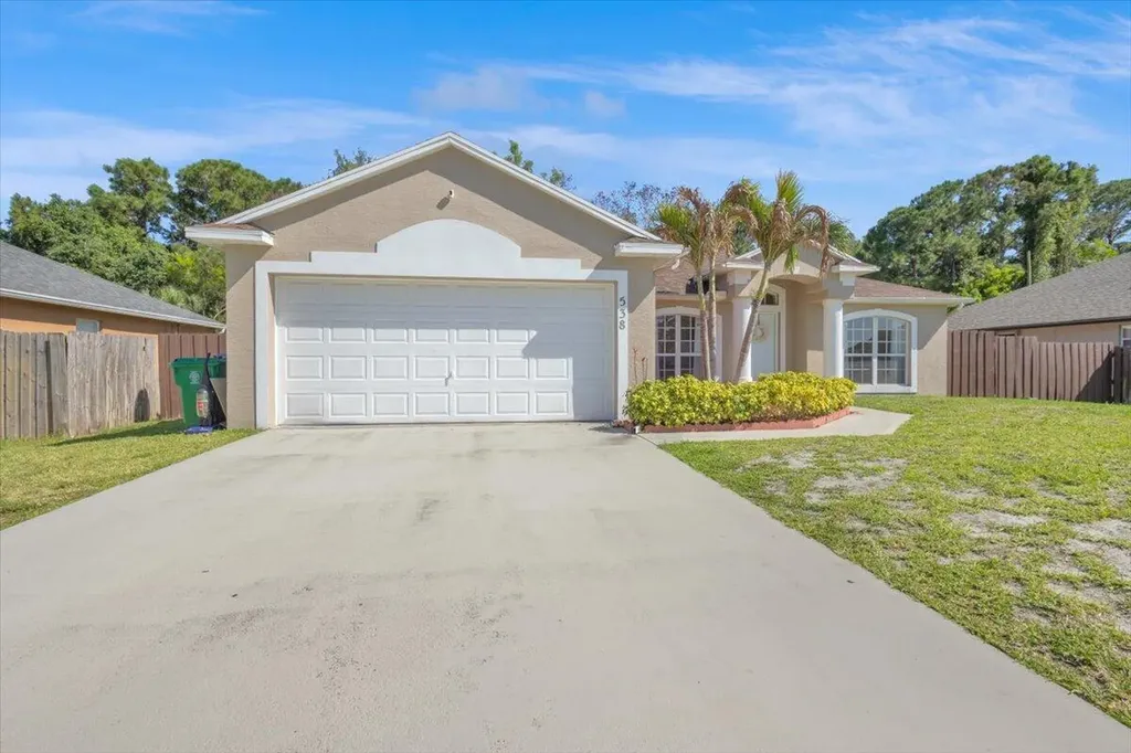 538 SW Comet Terrace Port St Lucie FL 34953