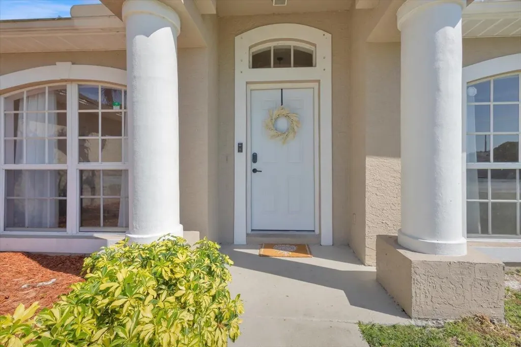 538 SW Comet Terrace Port St Lucie FL 34953