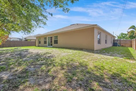 538 SW Comet Terrace Port St Lucie FL 34953