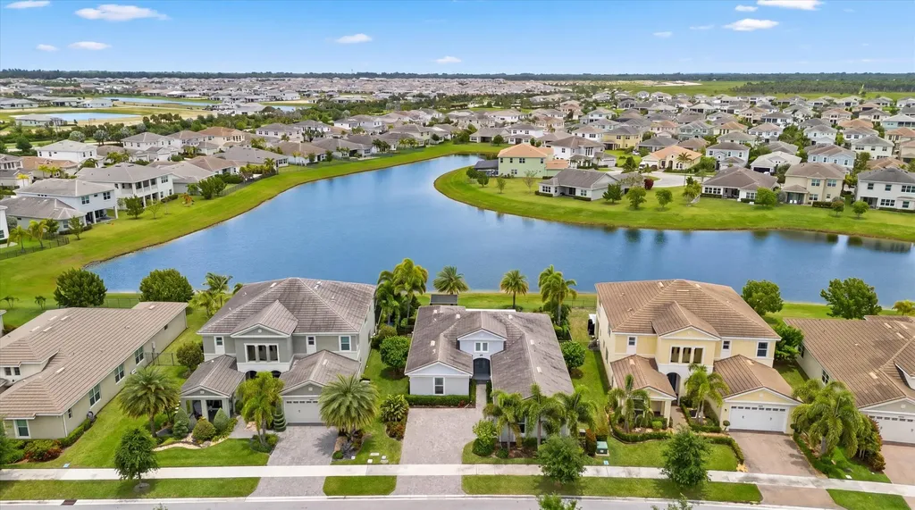 4616 Canopy Grove Drive Westlake FL 33470