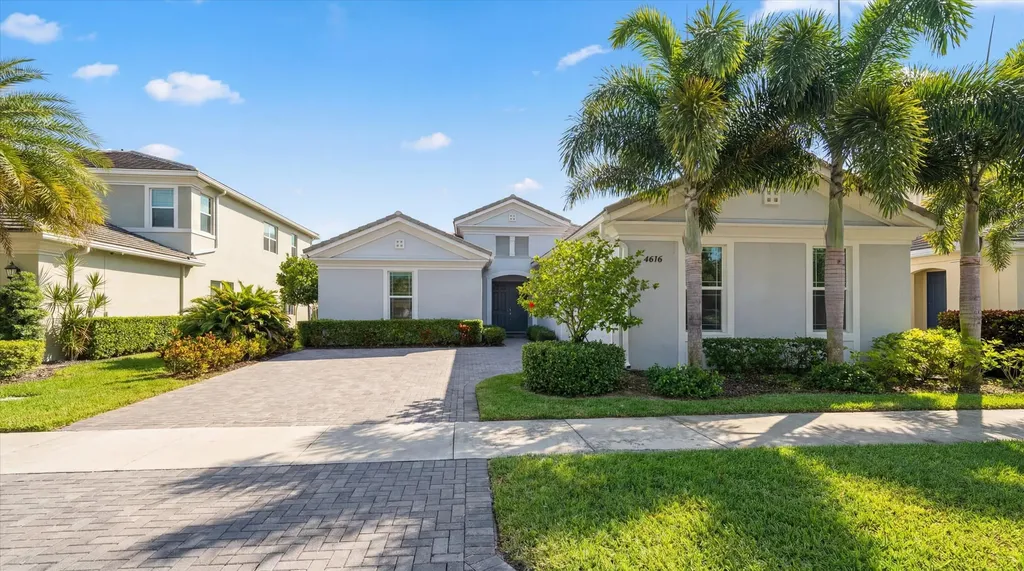 4616 Canopy Grove Drive Westlake FL 33470
