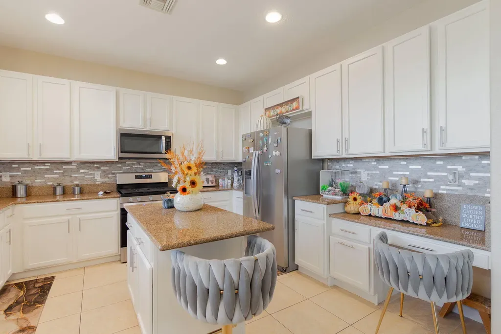 3887 Hamilton Key West Palm Beach FL 33411