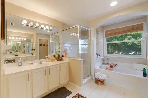 3887 Hamilton Key West Palm Beach FL 33411
