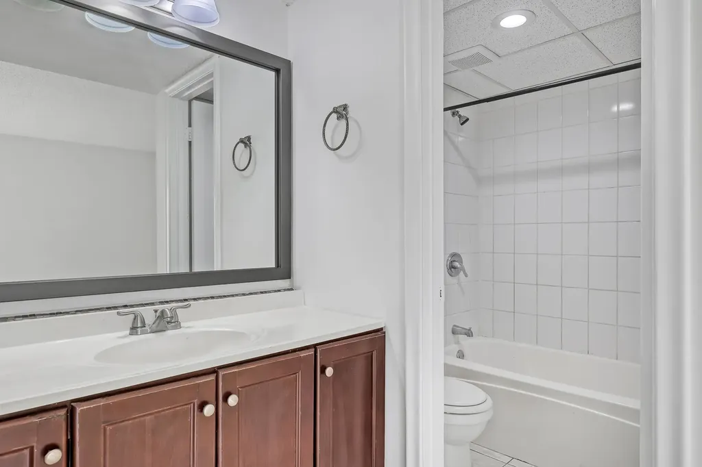 2800 Fiore Way Delray Beach FL 33445