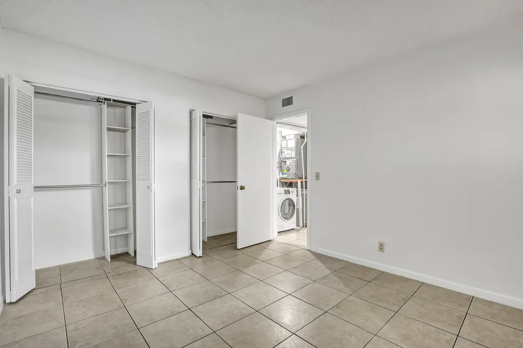2800 Fiore Way Delray Beach FL 33445