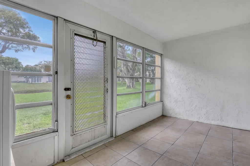 2800 Fiore Way Delray Beach FL 33445