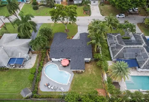 1411 NE 41st Street Oakland Park FL 33334
