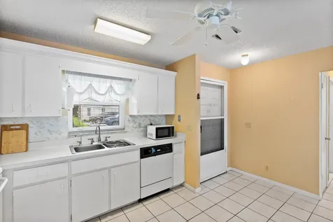 6531 SE Federal Highway Stuart FL 34997