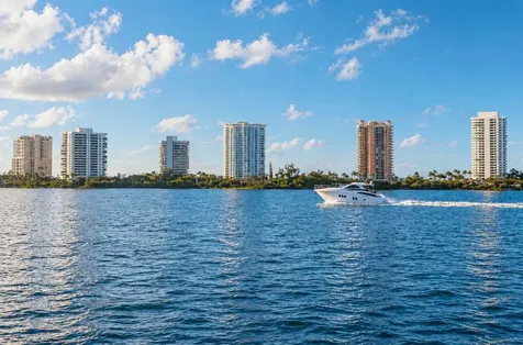 301 Lake Shore Drive Lake Park FL 33403