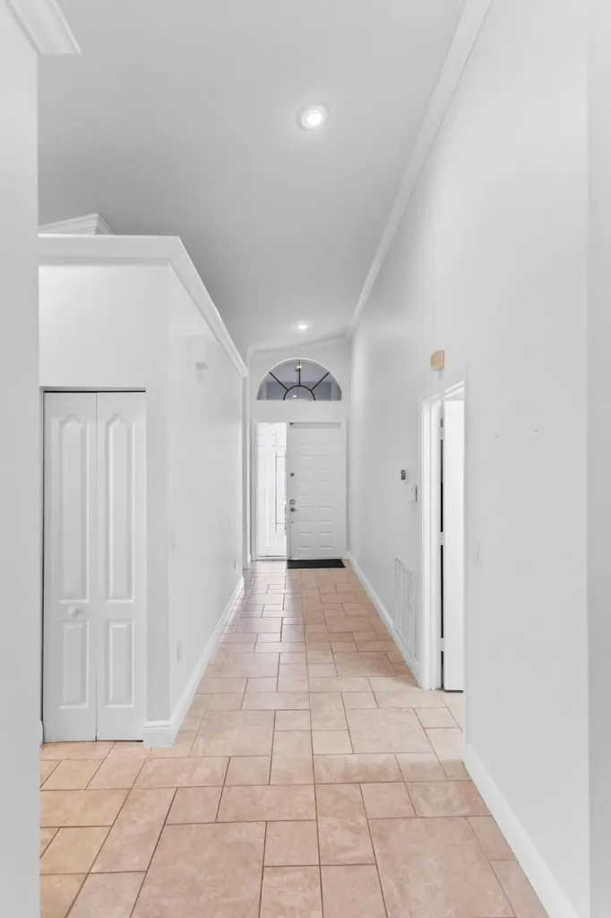 1178 NW 116th Avenue Coral Springs FL 33071
