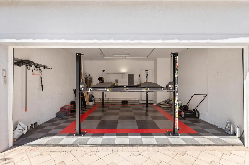 1178 NW 116th Avenue Coral Springs FL 33071