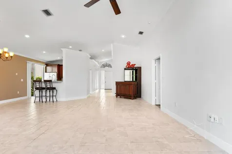1178 NW 116th Avenue Coral Springs FL 33071