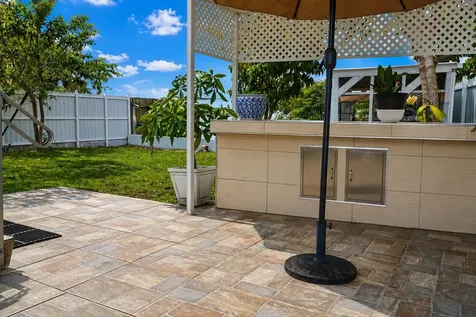 620 NW 215th Avenue Pembroke Pines FL 33029