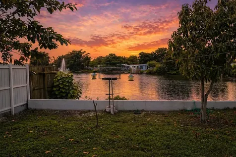 620 NW 215th Avenue Pembroke Pines FL 33029