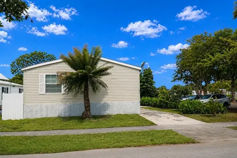 620 NW 215th Avenue Pembroke Pines FL 33029