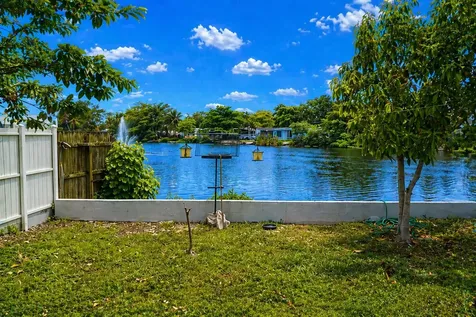 620 NW 215th Avenue Pembroke Pines FL 33029