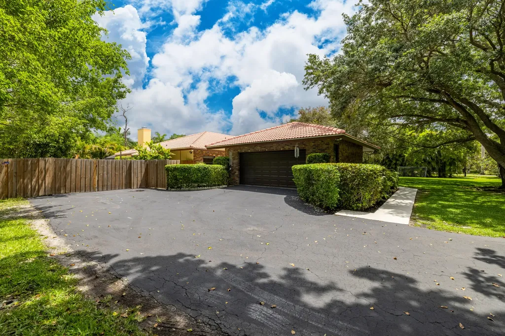 11415 Sundance Lane Boca Raton FL 33428